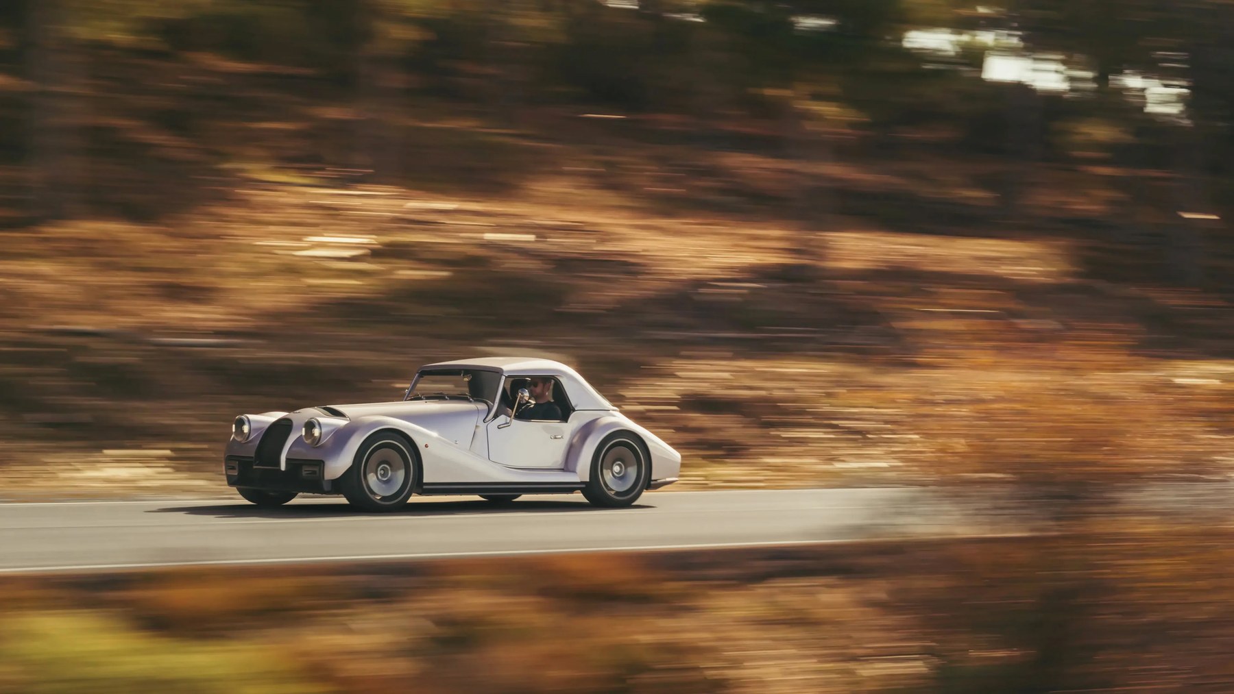 One of Britain’s Coolest Sports Roadsters Ever Is Making Its First American Comeback in 20 Years | Gear Patrol
