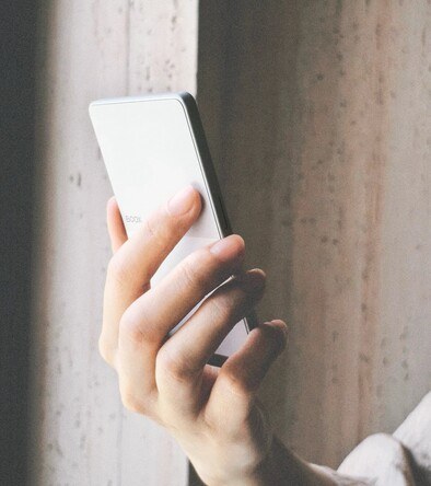 Boox Picco is an extremely compact 4-inch e-reader