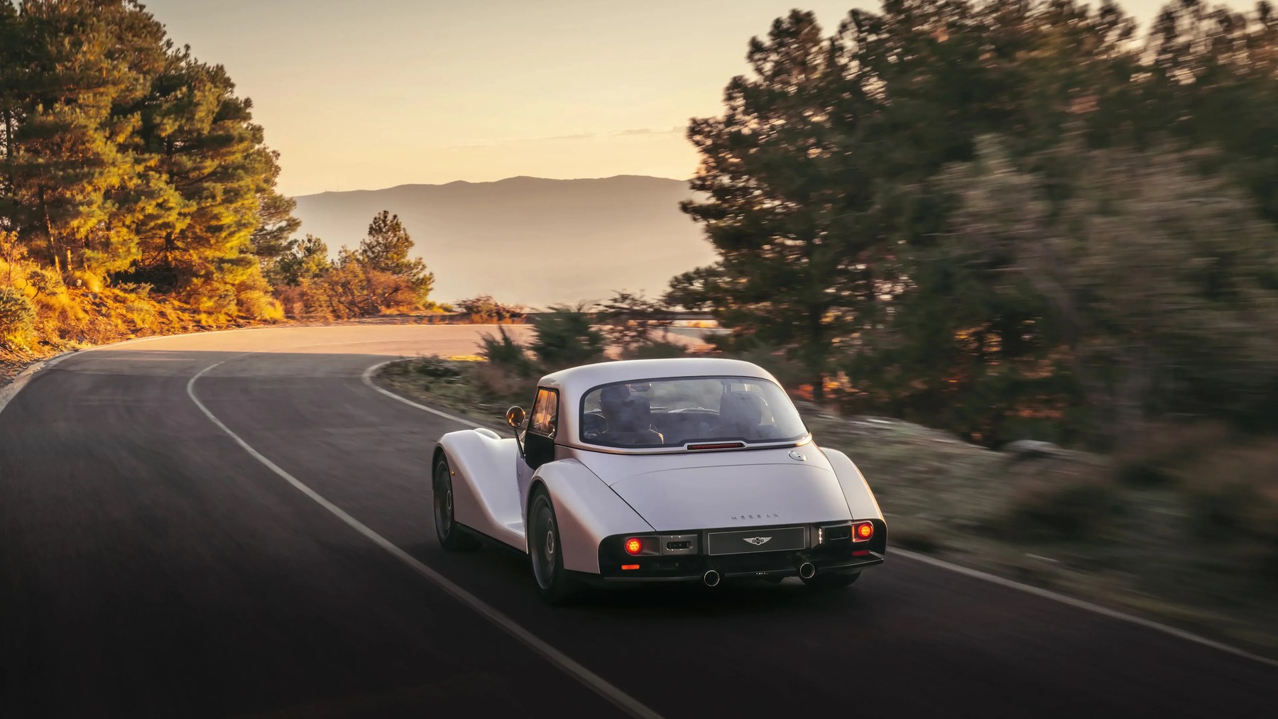 One of Britain’s Coolest Sports Roadsters Ever Is Making Its First American Comeback in 20 Years | Gear Patrol